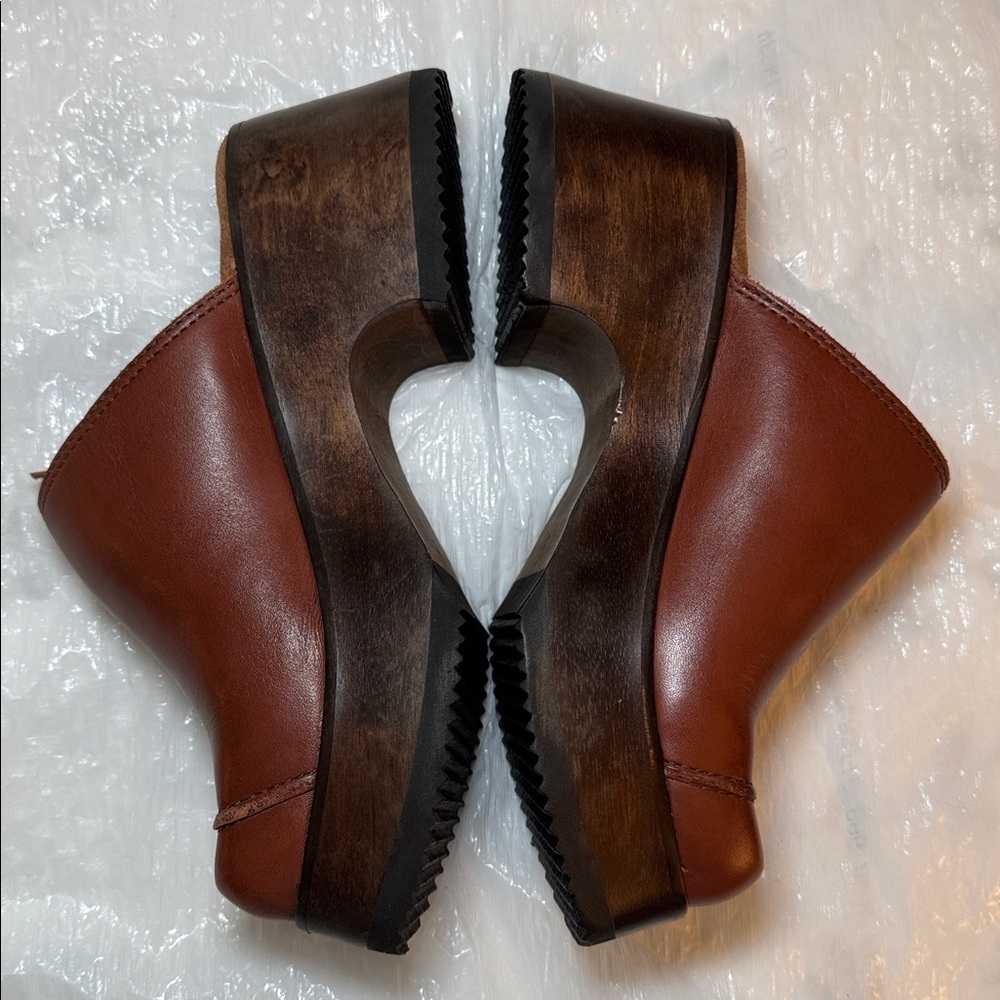 Vintage 90’s Candie's Brown Leather Platform Clogs Wood Heel Boho NWOT Size 6 - Picture 7 of 16